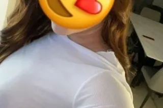 Latina estrovertida y caliente... - Image 3