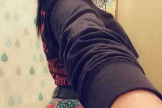 CUMM & SEE THE BADDEST IN THE ... - Image 2