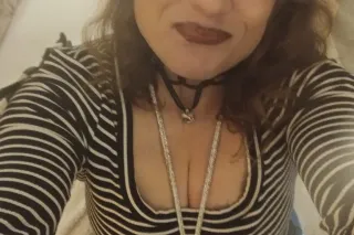 short stay pam fetish friendly... - Image 3