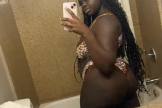 NIGERIAN HOTTIE 💦🍫 OUTCALL ONL... - Image 2