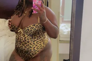 💦 Best Head Around👅 Soft Butt ... - Image 3