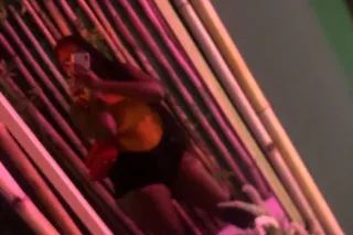 come pound my pussy until i cu... - Image 3