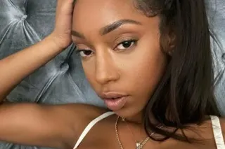 Pretty Face, Slim Waist, And B... - Image 2