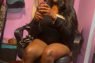 PETITE UPSCALE TREAT👸🏽💦 - 21 - Image 3